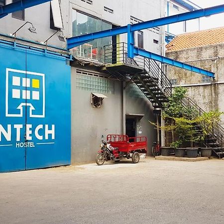 Intech Hostel Бандунг Екстериор снимка